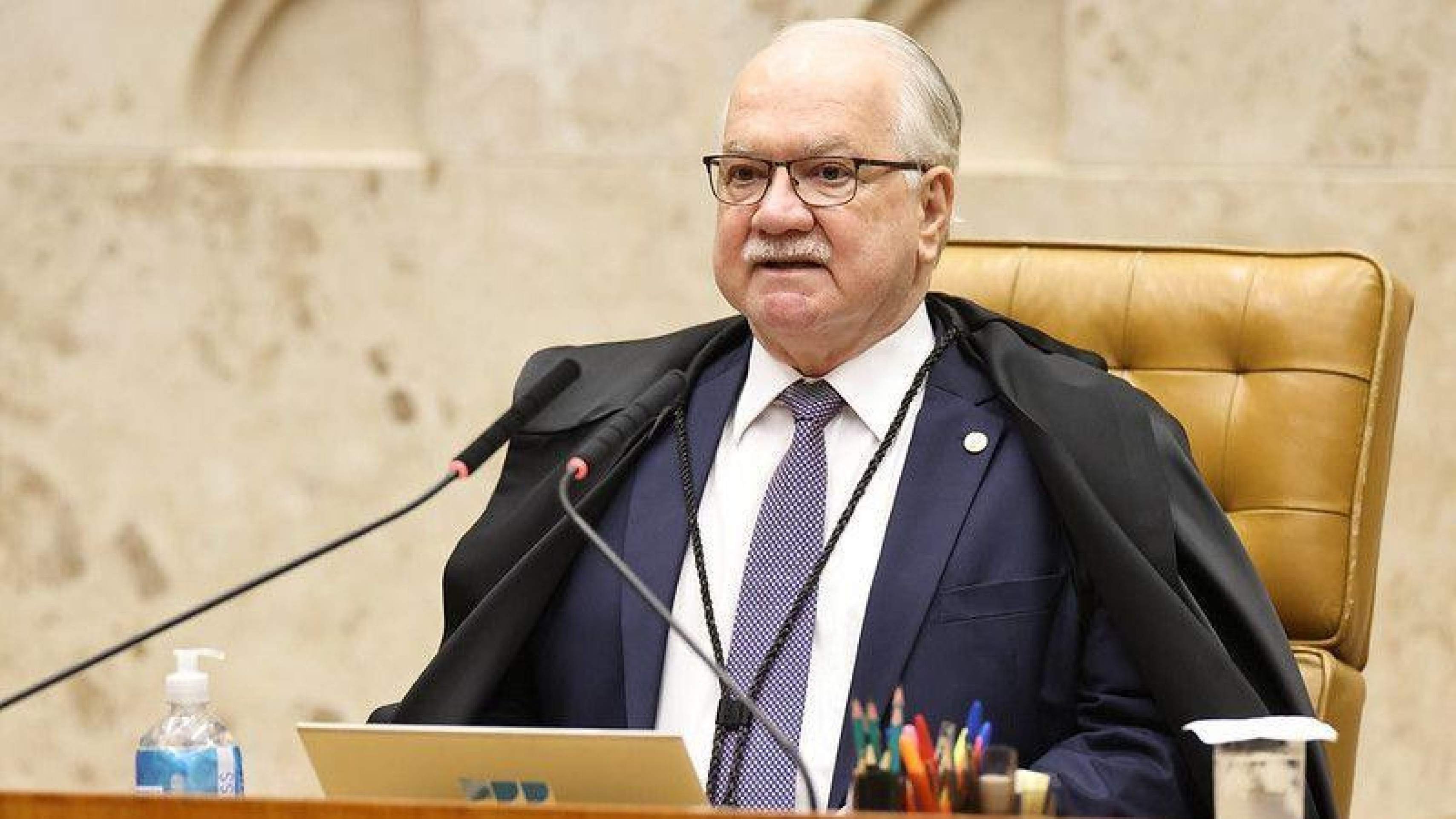 Fachin diz que meta é acabar com Inquérito das Fake News e manda tirar acusações de Mendonça da investigação