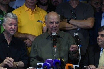 Arruda demonstrou insatisfação com falas atribuídas a Gustavo Rocha (Republicanos), vice de Celina Leão (PP) - (crédito: Marcelo Ferreira/CB) Arruda demonstrou insatisfação com falas atribuídas a Gustavo Rocha (Republicanos), vice de Celina Leão (PP) - (crédito: Marcelo Ferreira/CB)