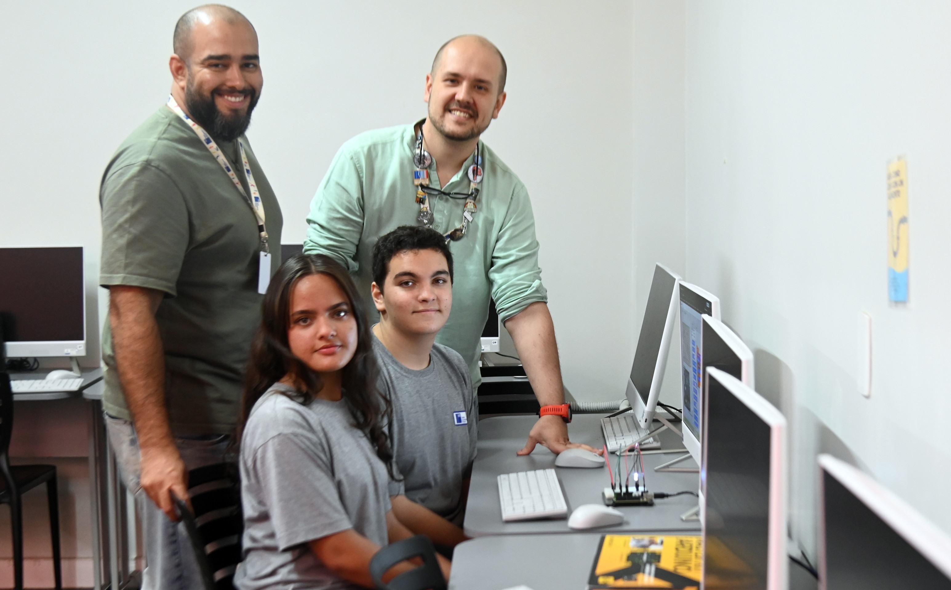 Aprendizado mão na massa é tendência no ensino; veja como funciona