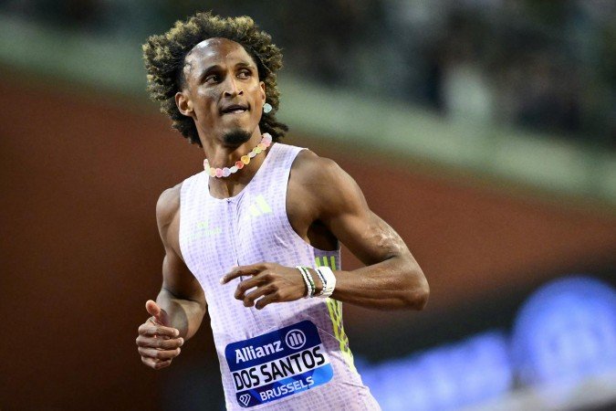 Brazil's Alison dos Santos reacts as he crosses the line to win the men's 400m Hurdles final during the World Athletics Diamond League athletics meeting at the King Baudouin Stadium in Brussels, on September 5, 2026. 