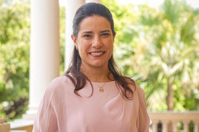 quotSou mais cobrada do qualquer homemquot diz Raquel L | Politica | QTU Notícias