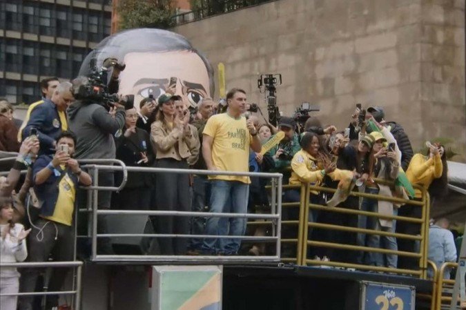Flávio afirma que esquerda vai "tentar uma terceira facada" nele e em aliados