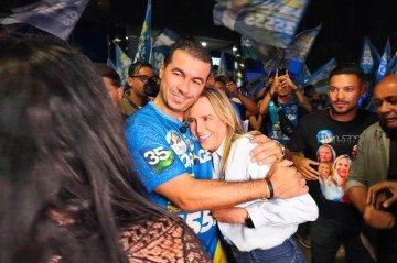 Celina Leão participou de carreata em apoio a Luis Miranda -  (crédito: Luiz Fellipe Alves/CB/DA Press)