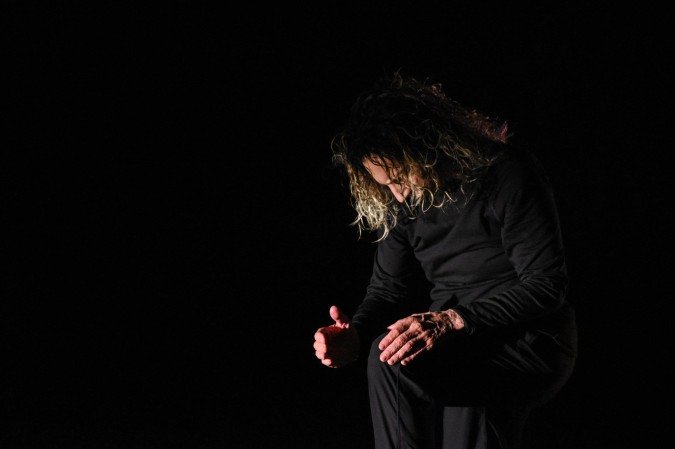 Dalton Trevisan, que tinha um cachorro
Com Denise Stoklos. Direção: Alessandra Maestrini. Sábado, às 21h, na Sala Martins Pena do Teatro Nacional. Ingressos: R$ 200, R$ 140 (meia solidária) e R$ 100 (meia), na Ingresso Digital. Não recomendado para menores de 14 anos
- (crédito: Jessica Cristina) Dalton Trevisan, que tinha um cachorro
Com Denise Stoklos. Direção: Alessandra Maestrini. Sábado, às 21h, na Sala Martins Pena do Teatro Nacional. Ingressos: R$ 200, R$ 140 (meia solidária) e R$ 100 (meia), na Ingresso Digital. Não recomendado para menores de 14 anos
- (crédito: Jessica Cristina)