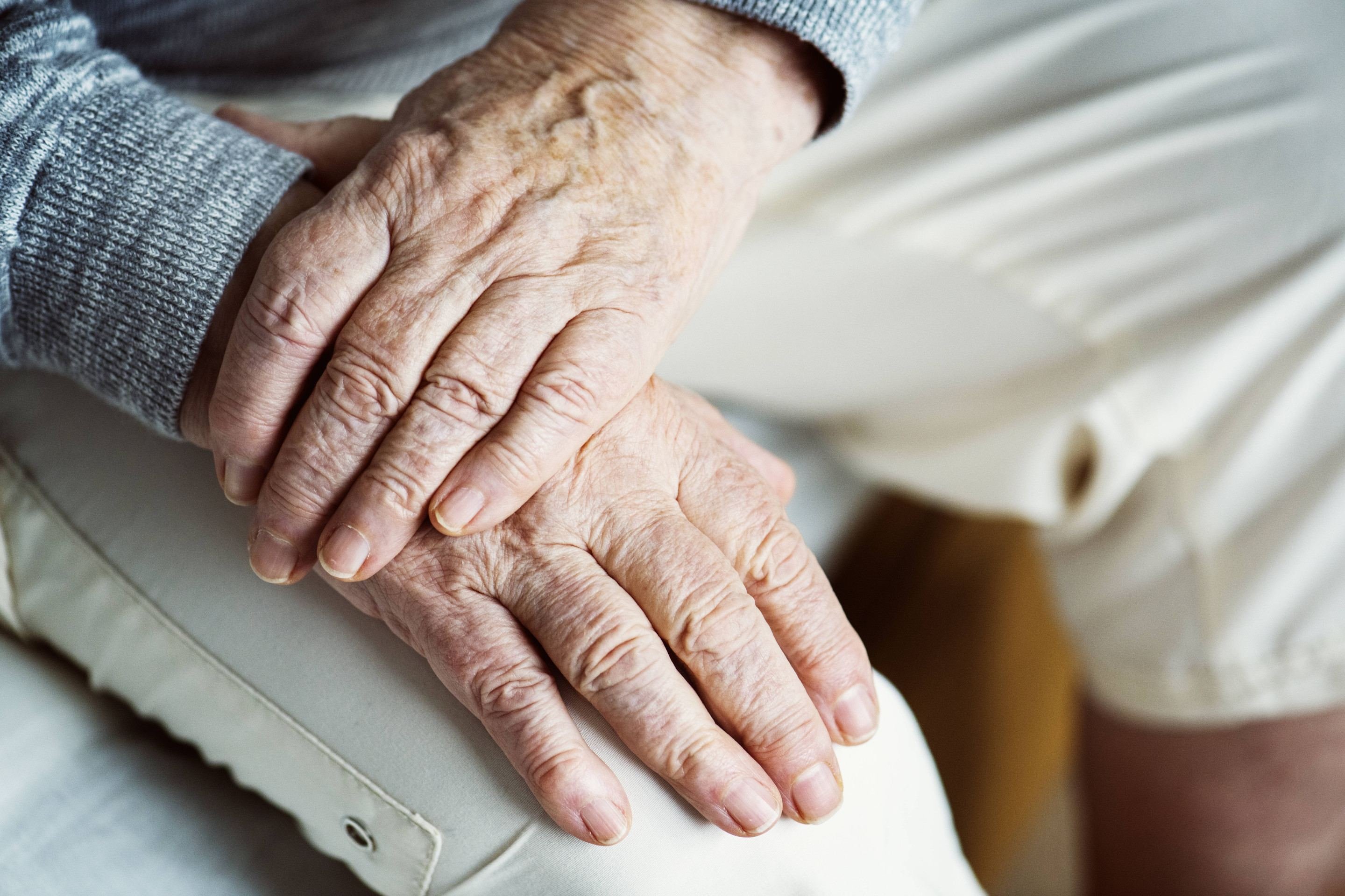 Chegar aos 90 anos sem demência não quer dizer que não há mais riscos