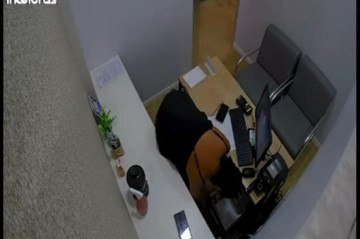 PCDF prende funcionária de clínica odontológica por desvio de pagamentos de clientes - (crédito: Divulgação/PCDF) PCDF prende funcionária de clínica odontológica por desvio de pagamentos de clientes - (crédito: Divulgação/PCDF)