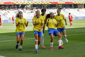 Brasil derrota a Inglaterra e avança às oitavas de final da Copa do Mundo  -  (crédito:  LUCIANA VERMELLI / CBF )
