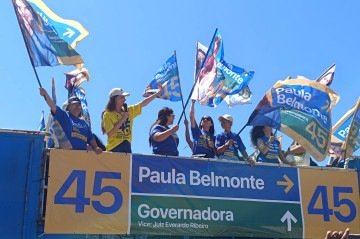 Paula Belmonte faz campanha em Planaltina -  (crédito: Ana Carolina Alves/CB/DA Press)