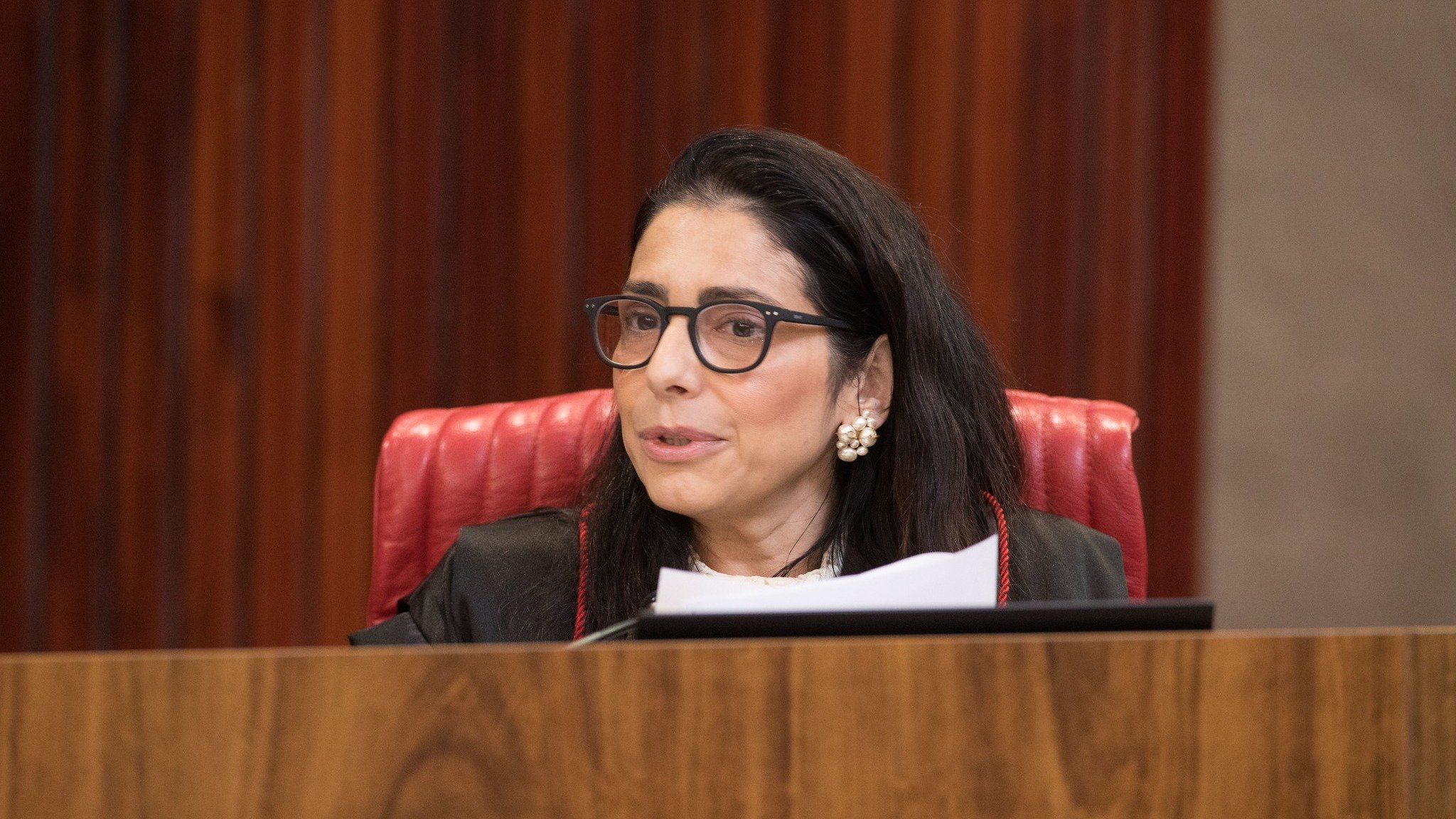 Ministra do TSE relata despachar 50 processos por dia e fala em sobrecarga