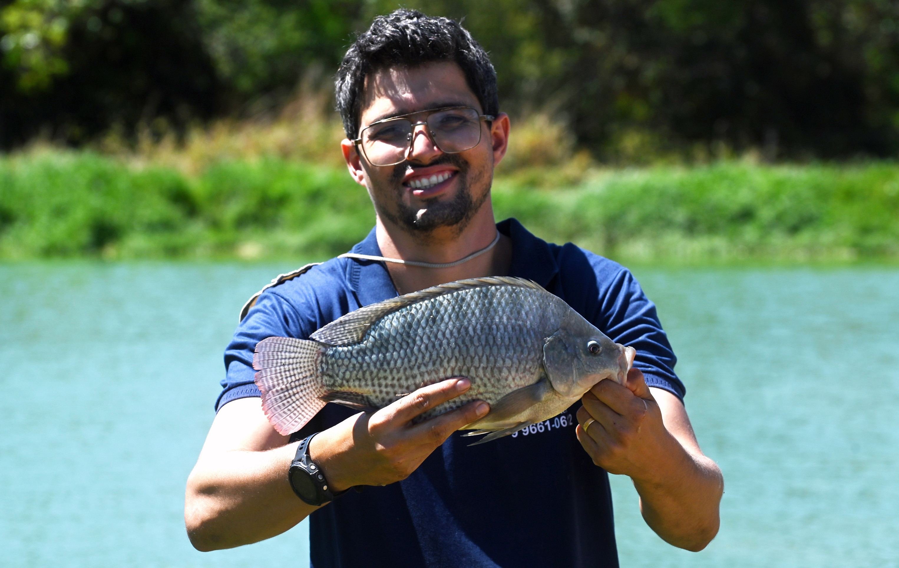 Guilherme Pereira produz til&aacute;pia h&aacute; 12 anos na Ponte Alta
