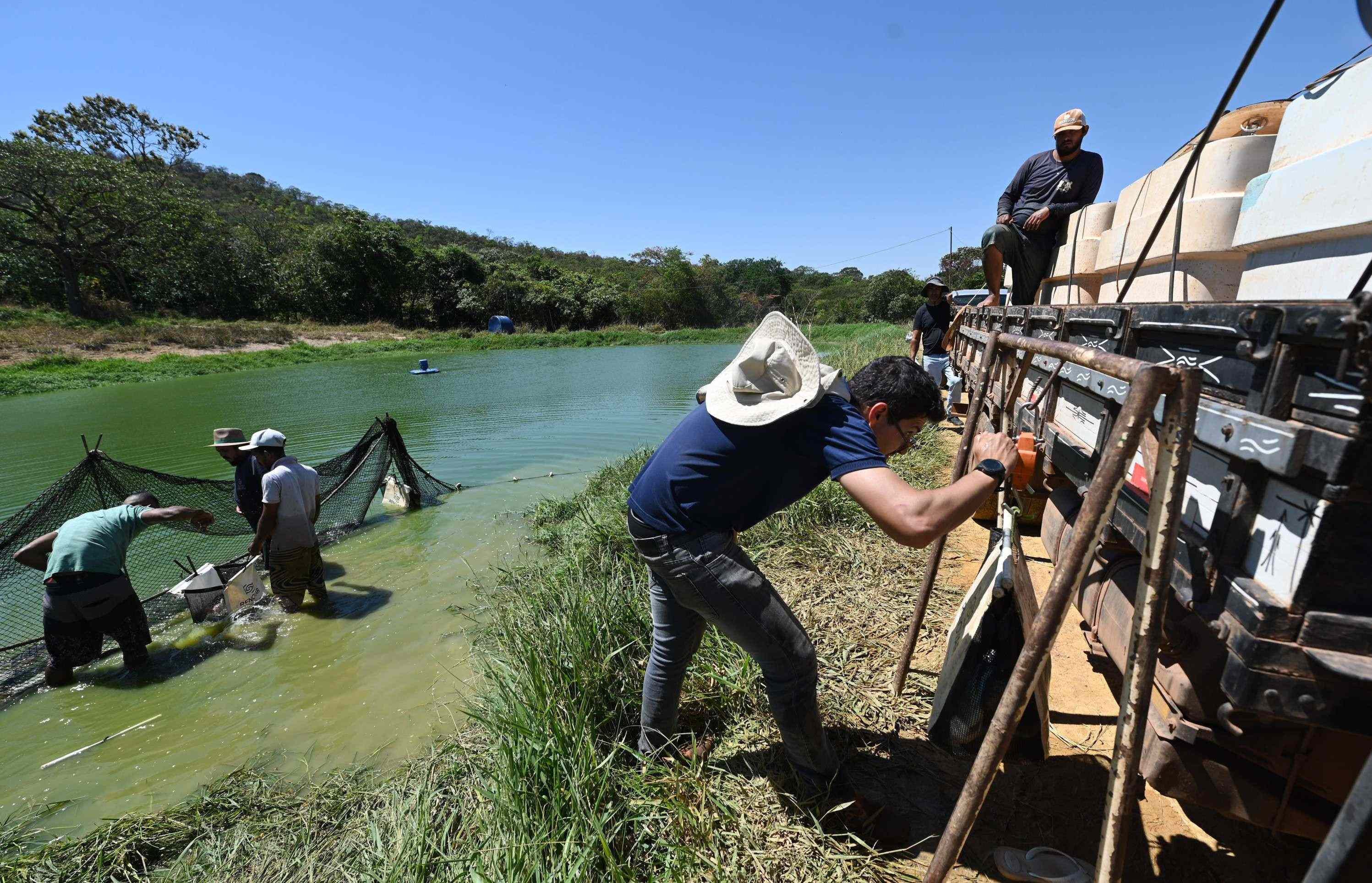 Piscicultor Guilherme Pereira, que tem cria&ccedil;&atilde;o da Ponte Alta