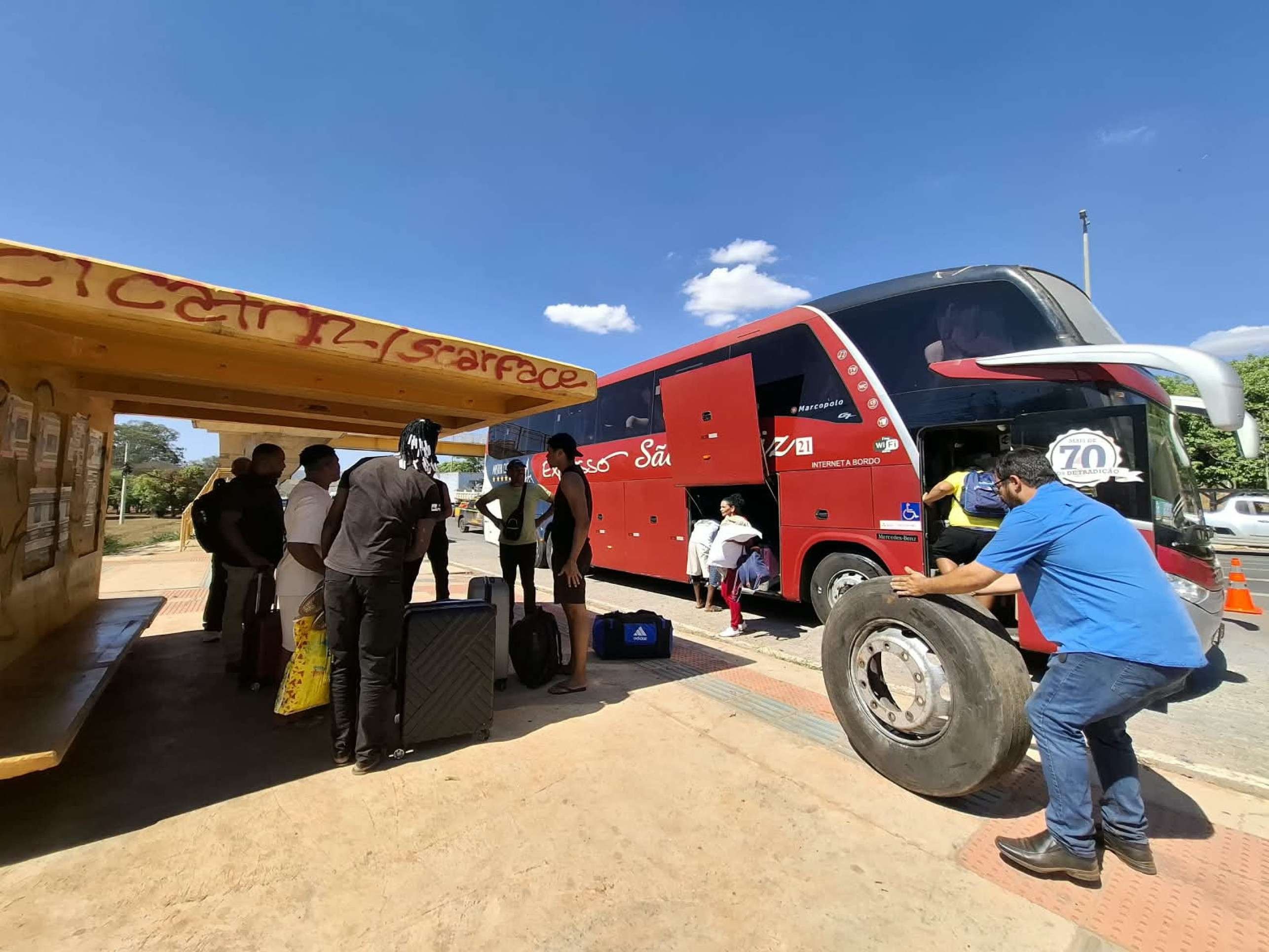 Passageiros seguir&atilde;o viagem em outro &ocirc;nibus da empresa. 