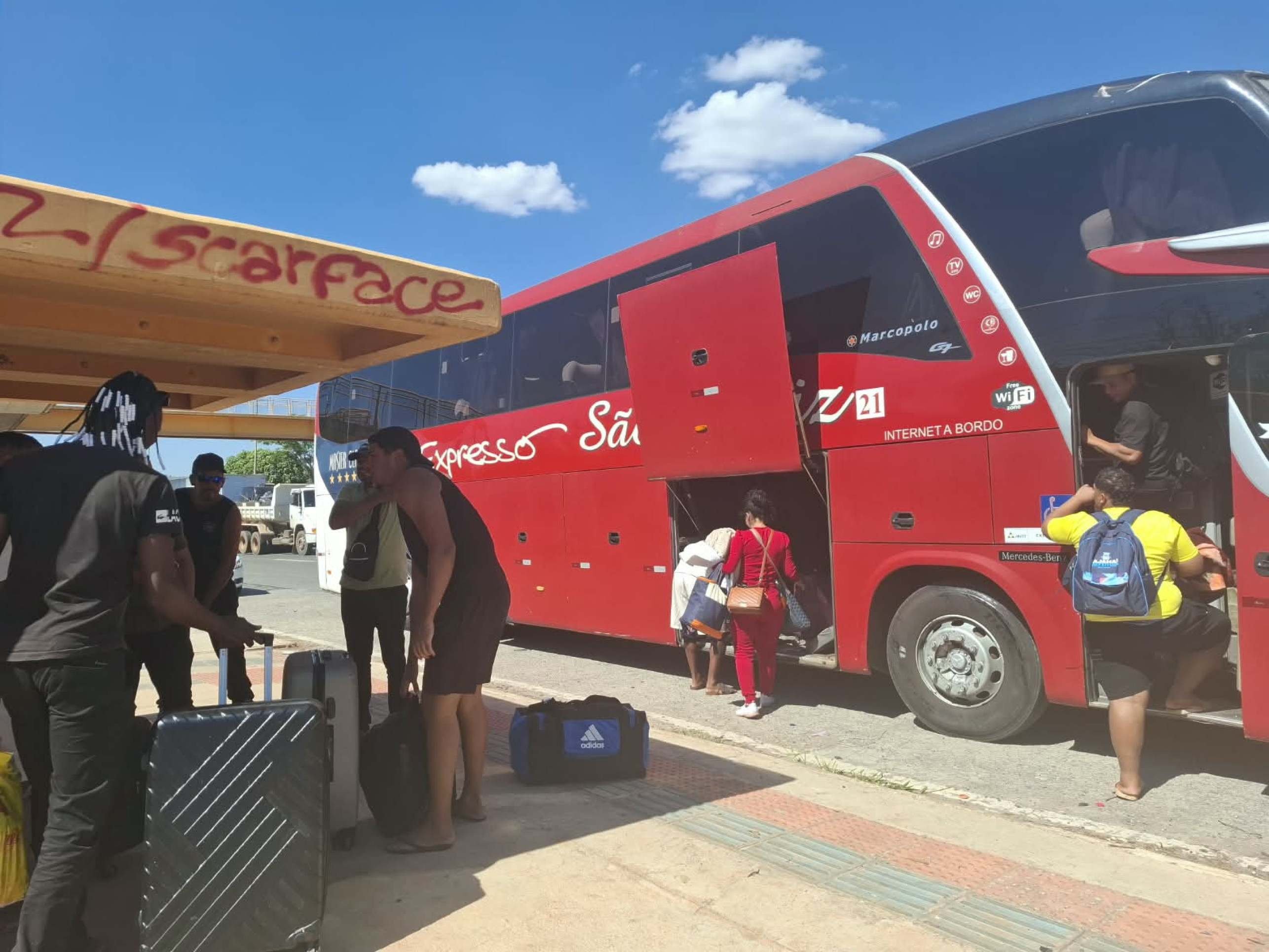 Paulo estava no &ocirc;nibus e conta que o condutor demonstrou n&atilde;o querer abrir a porta para que os passageiros sa&iacute;ssem do ve&iacute;culo