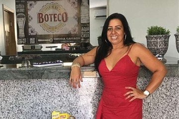 A professora Lidiane Gomes tinha 50 anos e morreu no último dia 5 - (crédito: Redes sociais/Reprodução) A professora Lidiane Gomes tinha 50 anos e morreu no último dia 5 - (crédito: Redes sociais/Reprodução)