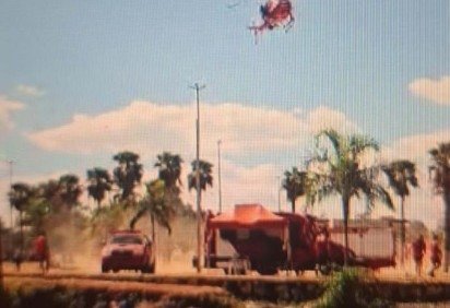 Bombeiros mobilizam viaturas e aeronave para socorrer banhista que se afogou no Lago Paranoá neste sábado (12/9) -  (crédito: CBMDF) -Bombeiros mobilizam viaturas e aeronave para socorrer banhista que se afogou no Lago Paranoá neste sábado (12/9) -  (crédito: CBMDF)