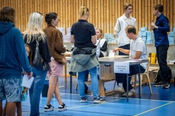 A Suécia vota, neste domingo (13), em eleições gerais acirradas - (crédito: JOHAN NILSSON / TT NEWS AGENCY / AFP) A Suécia vota, neste domingo (13), em eleições gerais acirradas - (crédito: JOHAN NILSSON / TT NEWS AGENCY / AFP)