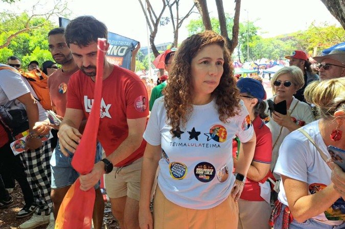 Esther Dweck participou da roda de conversa na manh&atilde; deste domingo (13/9)