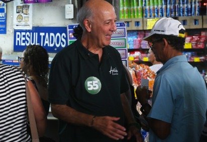 Arruda prometeu mudanças no trânsito e sistema rodoviário do DF -  (crédito:  Ed Alves/CB/D.A Press) -Arruda prometeu mudanças no trânsito e sistema rodoviário do DF -  (crédito:  Ed Alves/CB/D.A Press)