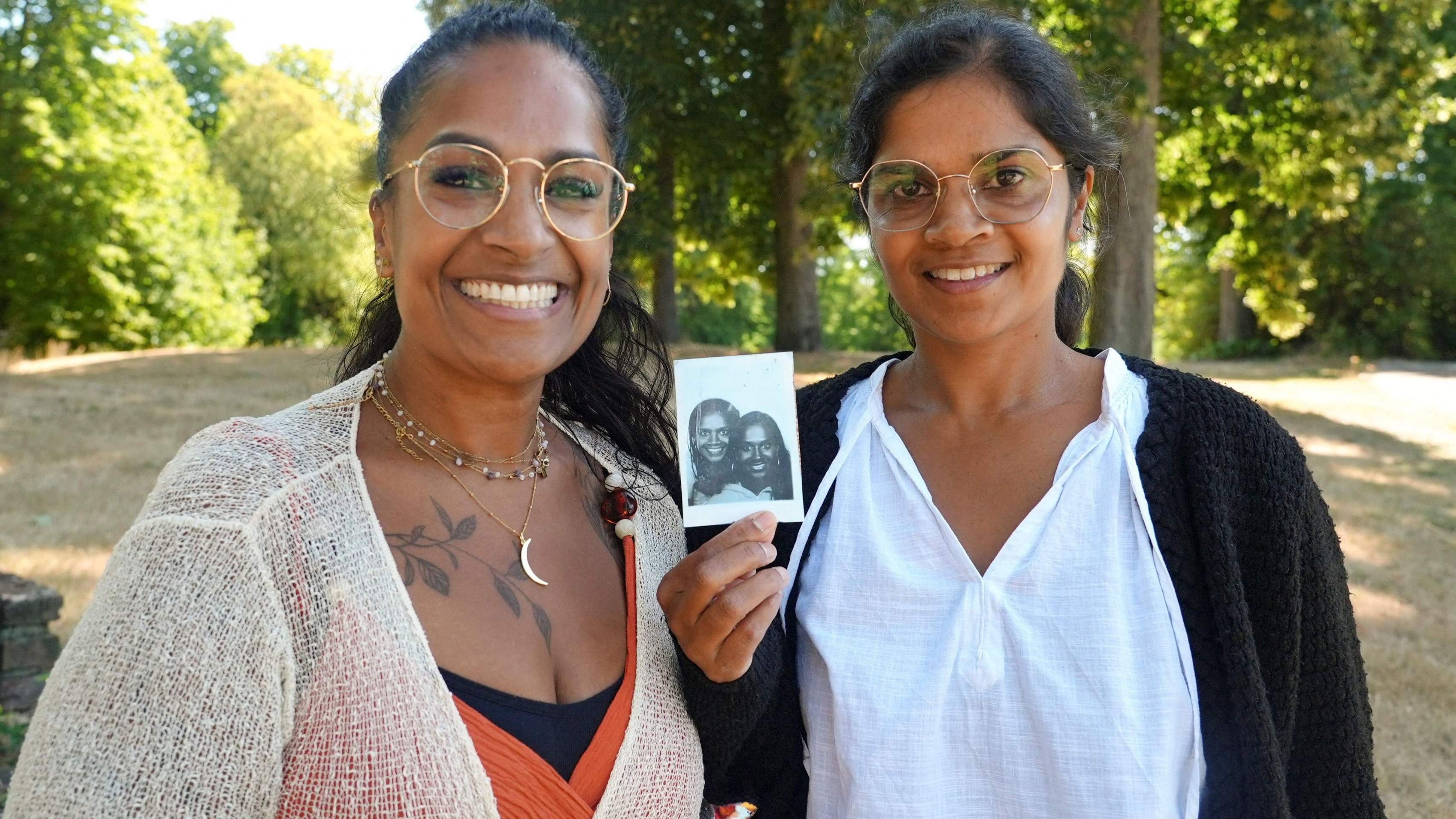 Elas foram melhores amigas por dcadas at que um exame d | Mundo | QTU Notícias