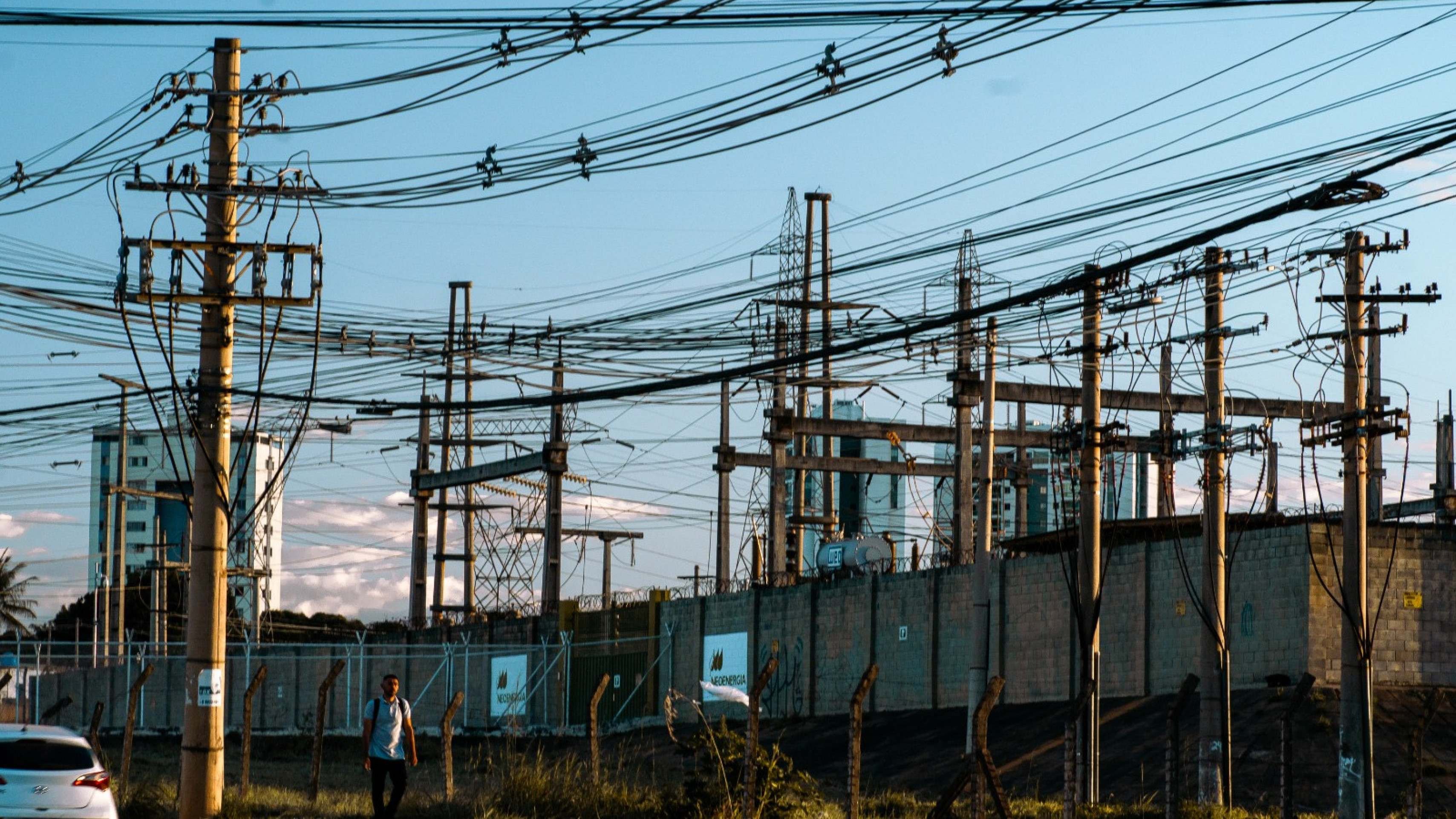 Brasil precisa mais que dobrar investimentos em infraestrutura, diz CNI