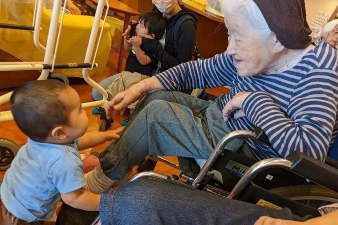 Número de habitantes centenários no Japão ultrapassa os 100 mil