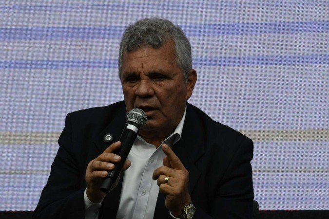 Fraga defende endurecimento de penas e critica política penal