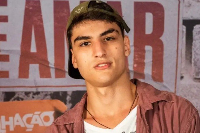 Ex-ator da Globo faz bico em loja para poder comer - (crédito: Reprodução/Instagram) Ex-ator da Globo faz bico em loja para poder comer - (crédito: Reprodução/Instagram)