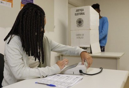 Cabine de votação eleições mesário -  (crédito:  Fernando Frazão/Agência Brasil) -Cabine de votação eleições mesário -  (crédito:  Fernando Frazão/Agência Brasil)