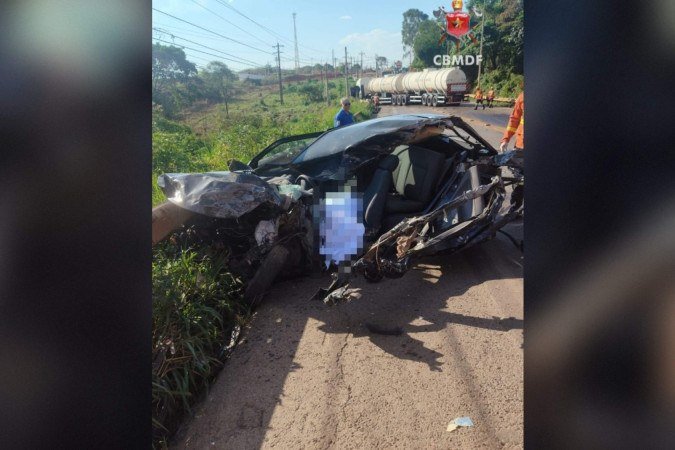 Caminhão-tanque colide com veículo em Brazlândia - (crédito: Divulgação/CBMDF) Caminhão-tanque colide com veículo em Brazlândia - (crédito: Divulgação/CBMDF)