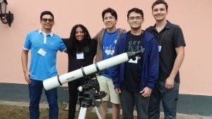 Alunos brasileiros selecionados para representar o pa&iacute;s na Olimp&iacute;ada Internacional de Astronomia e Astrof&iacute;sica (IOAA) -  (crédito: Divulga&ccedil;&atilde;o)