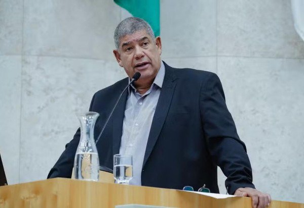 Depoimentos colhidos pelas autoridades relacionam a atuação do ex-vereador Milton Leite às operações -  (crédito: Richard Lourenço/Rede Câmara)