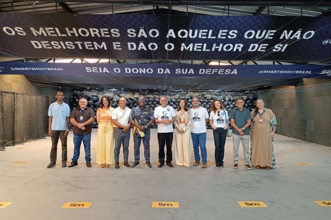 Em visita ao CABE/PMDF, Sebastião Coelho defendeu o fortalecimento das forças de segurança do Distrito Federal
- (crédito: Ana Caroina Alves/CB) Em visita ao CABE/PMDF, Sebastião Coelho defendeu o fortalecimento das forças de segurança do Distrito Federal
- (crédito: Ana Caroina Alves/CB)