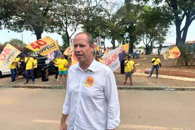 Ricardo Cappelli esteve em Planaltina na manhã desta quinta-feira (17) - (crédito: Mila Ferreira/CB/DA Press) Ricardo Cappelli esteve em Planaltina na manhã desta quinta-feira (17) - (crédito: Mila Ferreira/CB/DA Press)