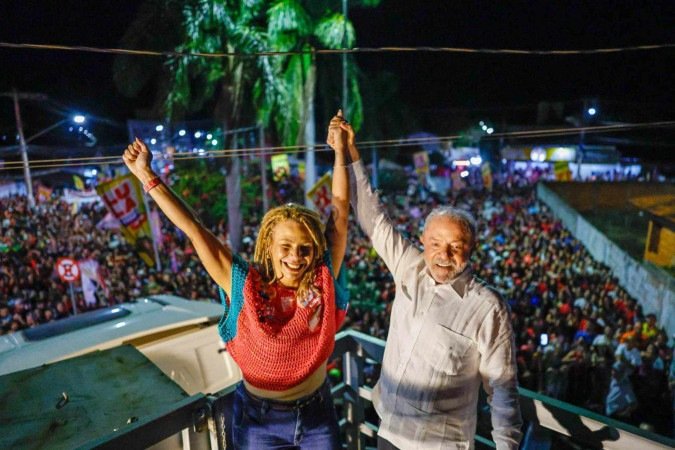 Lula pede voto em Áurea e critica Aécio: 'Pensei que era meu amigo'