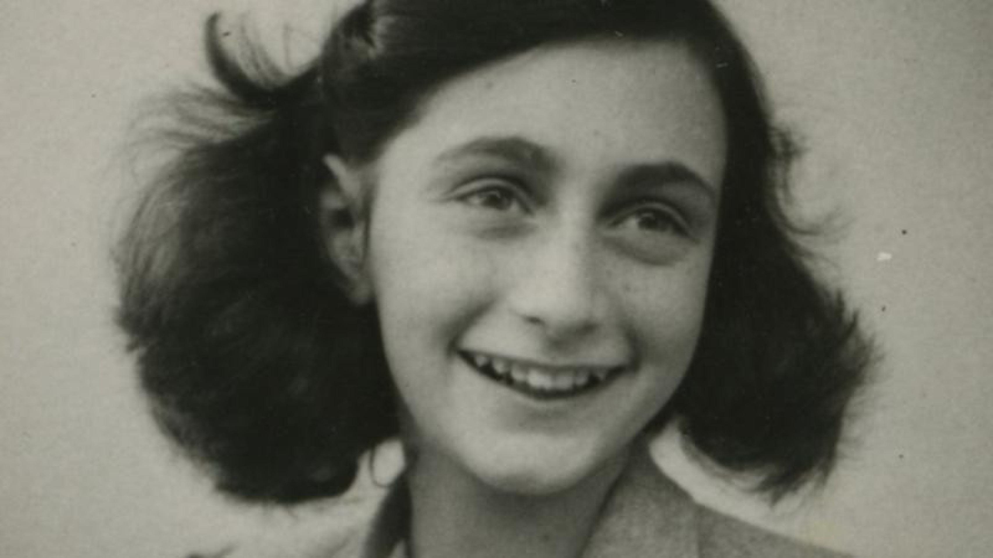 Quem foi Anne Frank e 9 curiosidades sobre o diário mais famoso do mundo, que agora é objeto de polêmica no Brasil