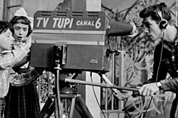 76 anos de televisão brasileira: da TV Tupi às telas conectadas - (crédito: Observatorio dos Famosos) 76 anos de televisão brasileira: da TV Tupi às telas conectadas - (crédito: Observatorio dos Famosos)