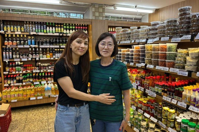 Mariko Saito e sua filha Paula Saito, trabalham juntas no negócio familiar