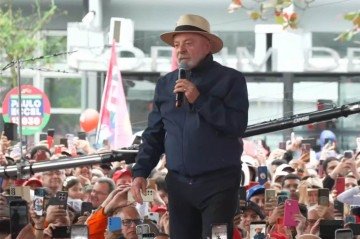 O presidente participou de um comício em Florianópolis, na manhã deste sábado (19/9). - (crédito: Reprodução/YouTube) O presidente participou de um comício em Florianópolis, na manhã deste sábado (19/9). - (crédito: Reprodução/YouTube)