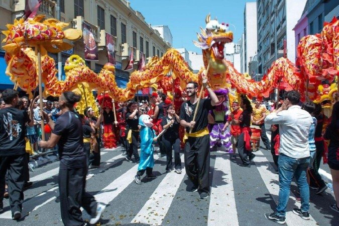 Festival da Lua Chinês transforma a 25 de Março em roteiro cultural em São Paulo - (crédito: Uai Turismo) Festival da Lua Chinês transforma a 25 de Março em roteiro cultural em São Paulo - (crédito: Uai Turismo)
