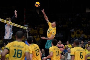 Jogo da Seleção Brasileira Masculina de Vôlei diante da Argentina no Sul-Americano
- (crédito: Maurício Val/Dhavid Normando/CBV) Jogo da Seleção Brasileira Masculina de Vôlei diante da Argentina no Sul-Americano
- (crédito: Maurício Val/Dhavid Normando/CBV)