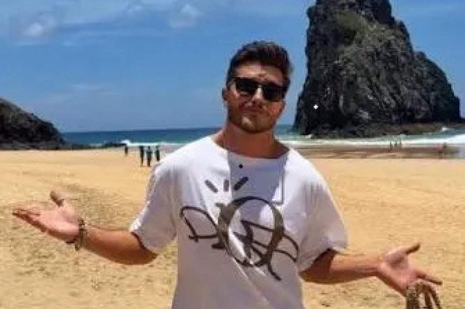 Klebber Toledo é condenado em ação movida por ex-gerente de estúdio de tatuagem e recorre - (crédito: TMJBrazil) Klebber Toledo é condenado em ação movida por ex-gerente de estúdio de tatuagem e recorre - (crédito: TMJBrazil)