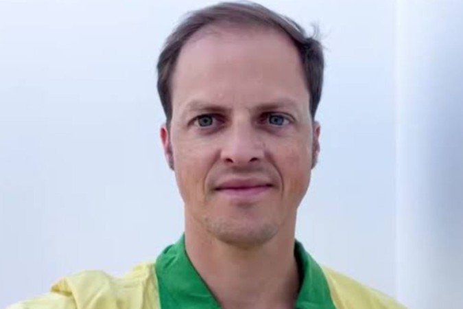 Príncipe Imperial do Brasil emite comunicado sobre escândalo do STF - (crédito: Reprodução/Instagram) Príncipe Imperial do Brasil emite comunicado sobre escândalo do STF - (crédito: Reprodução/Instagram)