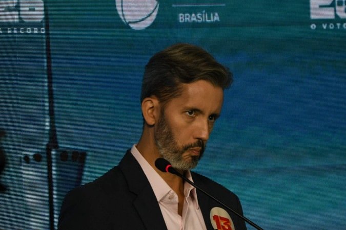 Leandro Grass (PT) afirma que vai ampliar linhas e horários de ônibus - (crédito: Marcelo Ferreira/CB/DA Press) Leandro Grass (PT) afirma que vai ampliar linhas e horários de ônibus - (crédito: Marcelo Ferreira/CB/DA Press)