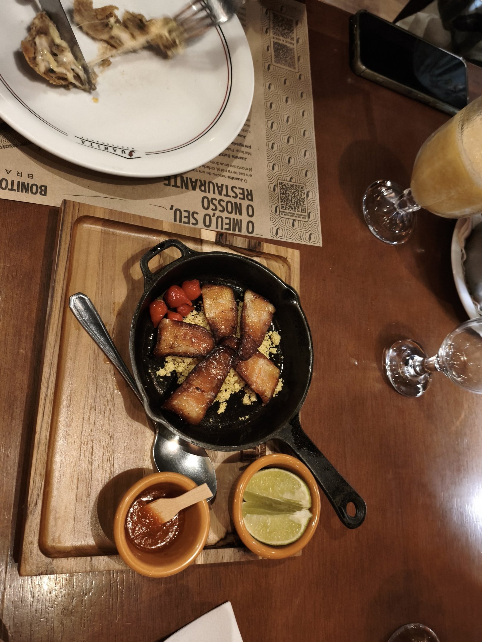L&iacute;ngua de jacar&eacute; do restaurante Juanita, em Bonito, no Mato Grosso do Sul: sabor de bacon em textura mais macia 