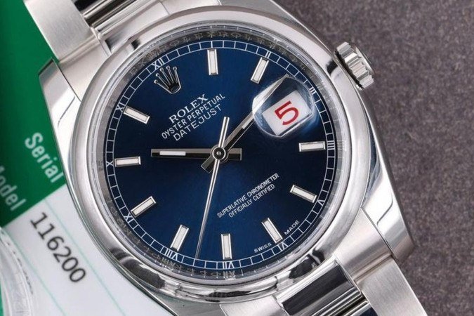 Imagem ilustrativa do modelo do relógio que teria sido furtado pelo prestador de serviço - (crédito: Reprodução Google) Imagem ilustrativa do modelo do relógio que teria sido furtado pelo prestador de serviço - (crédito: Reprodução Google)