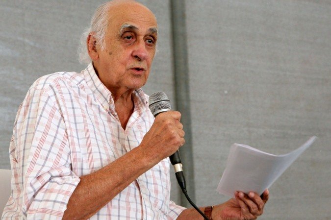 14/04/2012. Crédito: Júnior Aragão/Divulgação. Imagem do escritor Zuenir Ventura.