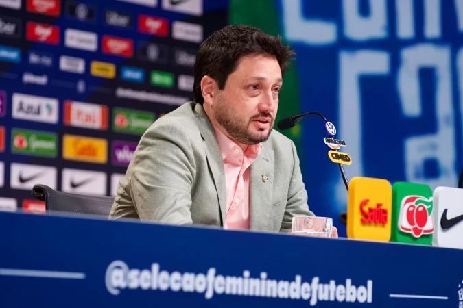 Arthur Elias convoca 28 jogadoras para os amistosos contra a Argentina, em outubro - (crédito: SAMARA MOUMEI/ CBF) Arthur Elias convoca 28 jogadoras para os amistosos contra a Argentina, em outubro - (crédito: SAMARA MOUMEI/ CBF)