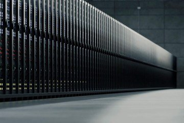 Especialistas ouvidos pela BBC News Brasil dizem que a instalação do data center não garante soberania tecnológica -  (crédito: AFP via Getty Images)