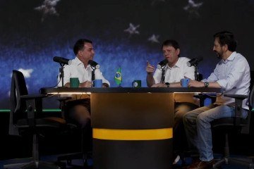 Em live, pol&iacute;ticos da direita questionaram a decis&atilde;o do governo Lula de n&atilde;o integrar alian&ccedil;a internacional -  (crédito: Reprodu&ccedil;&atilde;o/YouTube)