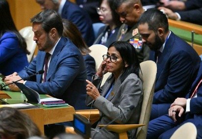 Nicolás Maduro responde a acusações de narcotráfico em Nova York, que ele nega e que podem levá-lo à prisão perpétua -  (crédito: Getty Images) -Nicolás Maduro responde a acusações de narcotráfico em Nova York, que ele nega e que podem levá-lo à prisão perpétua -  (crédito: Getty Images)